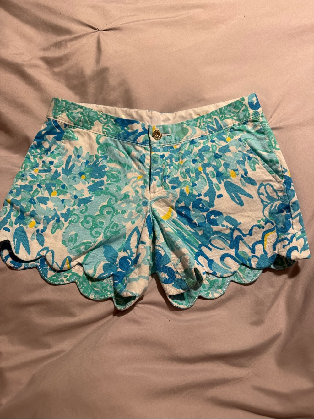 Lilly Pulitzer Blue, Green & White Floral Scallop-Hem Shorts